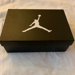 Jordan 11 Retro Playoffs